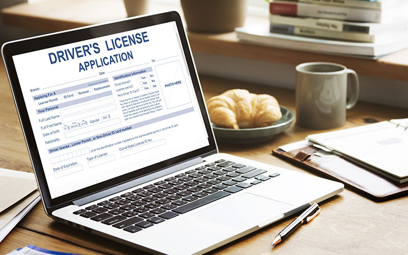 The Ministry of Transportation, Ontario digitizes carrier registration, licensing and performance monitoring