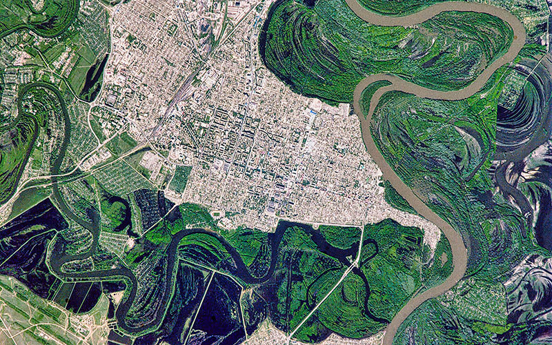 Make GIS your decision support system — not just a map Make GIS your decision support system — not just a map